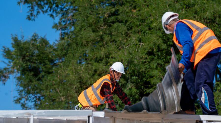 Expert new roof installation services in Sperry, IA